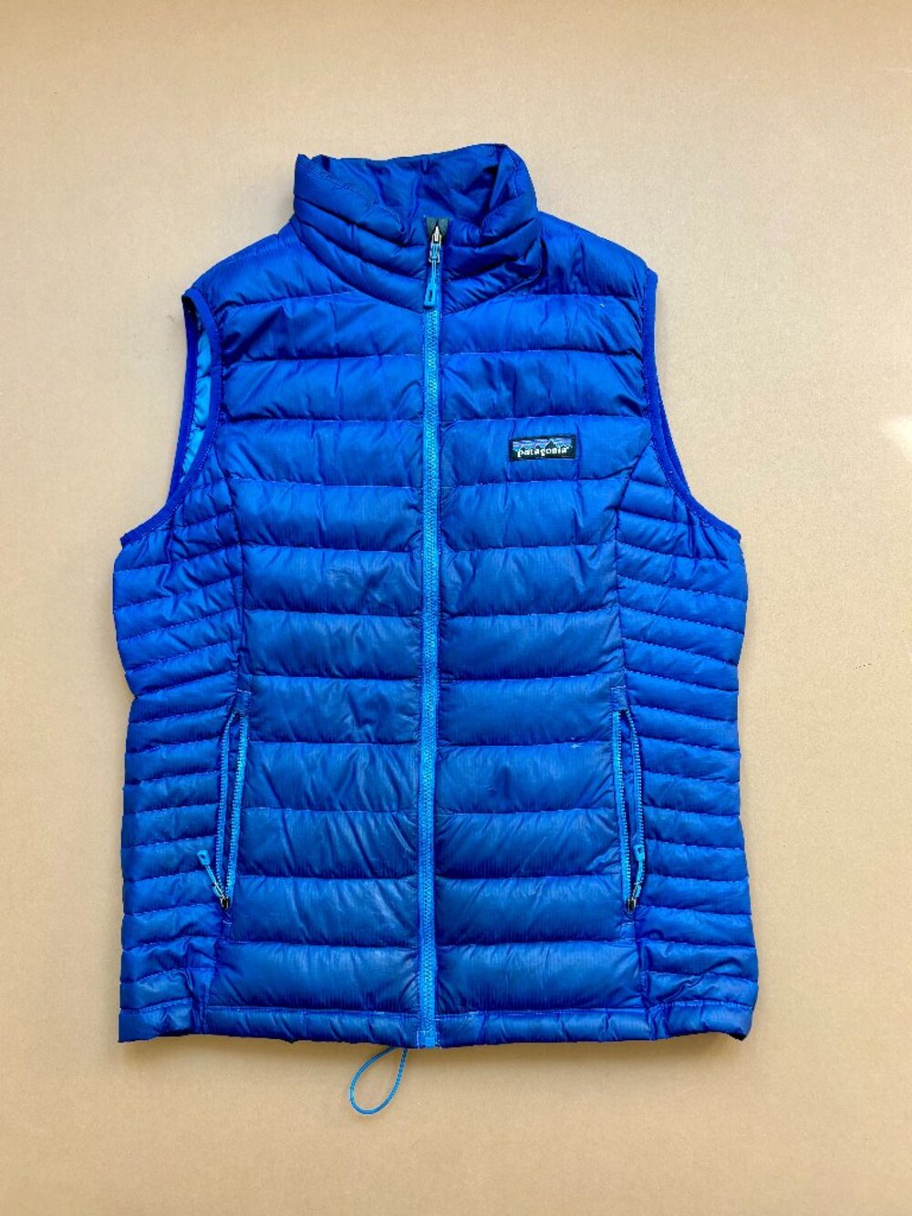 Women's Patagonia down vest size medium blue